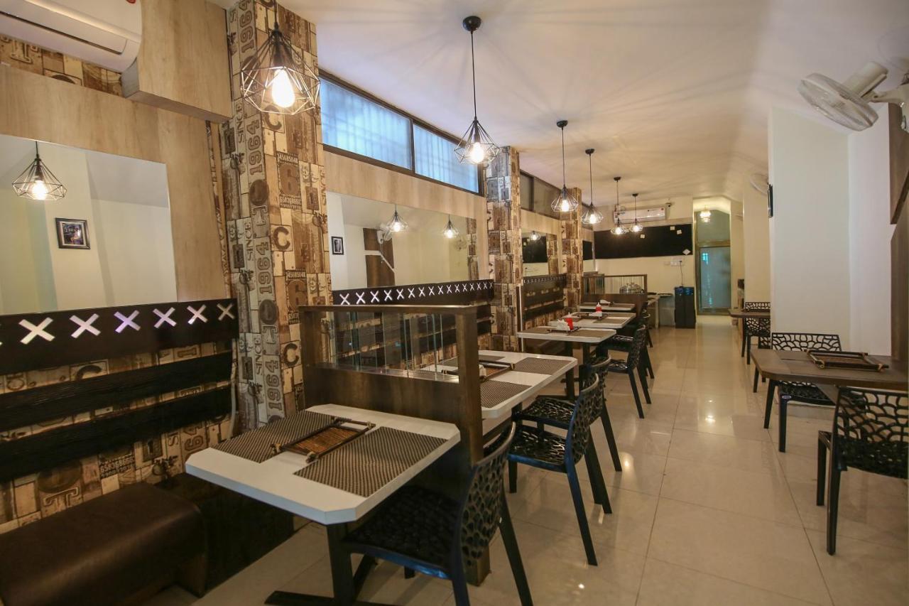 Oyo 3603白珍珠酒店 贾巴尔普尔 外观 照片